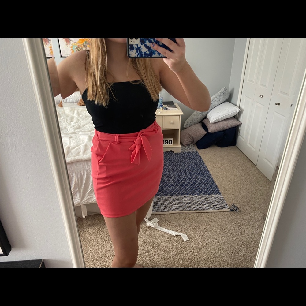Boohoo pink mini skirt